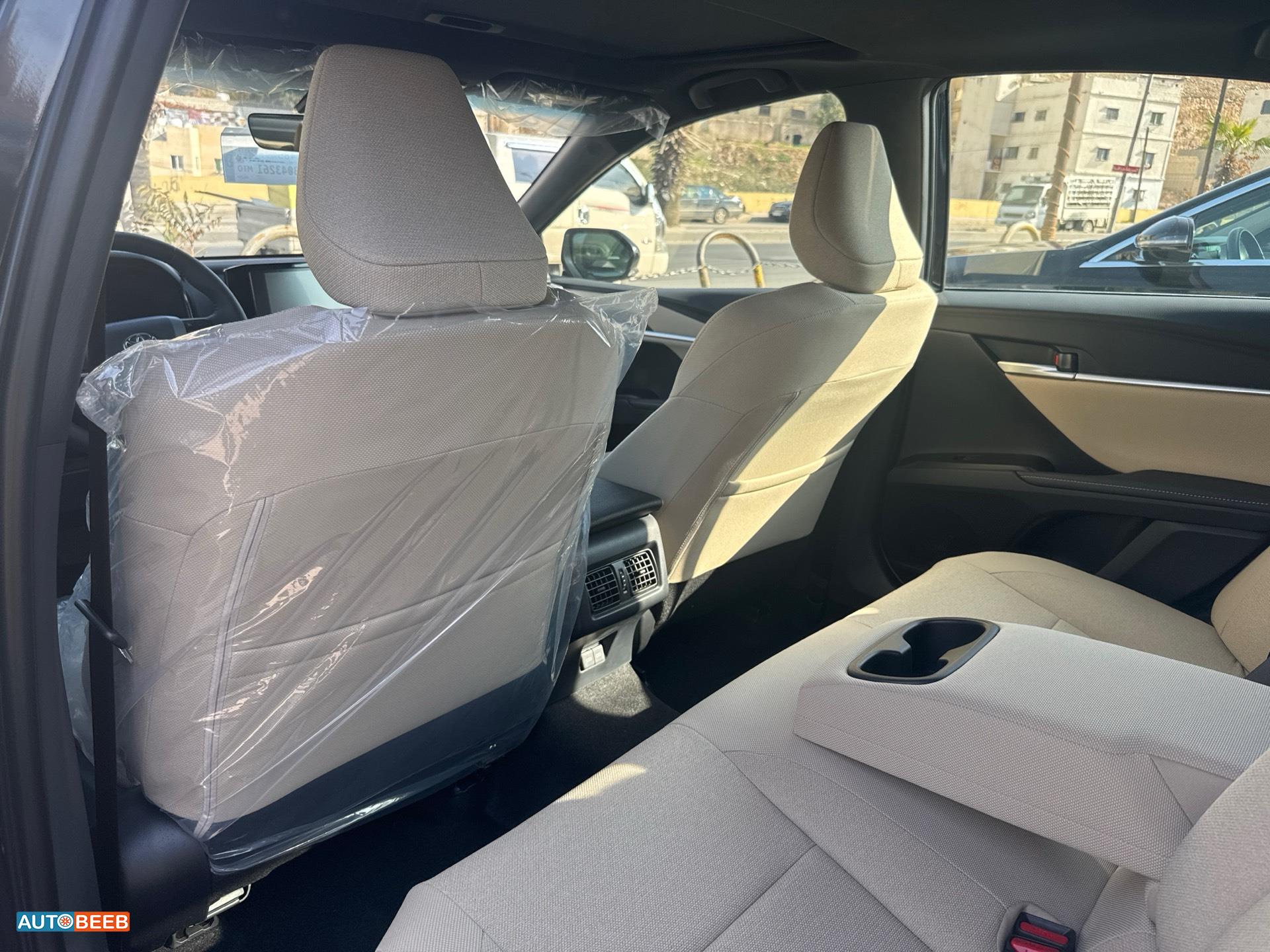 تويوتا كامري 2025