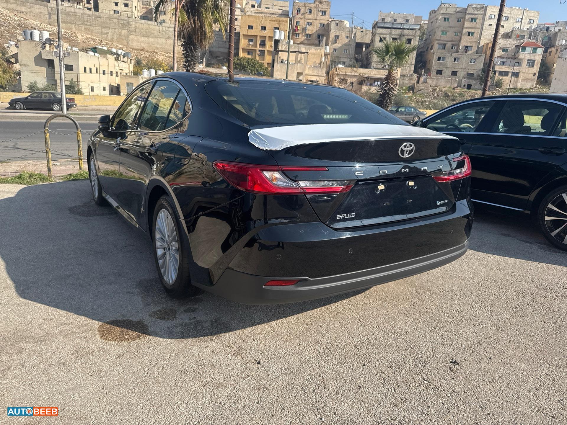 تويوتا كامري 2025