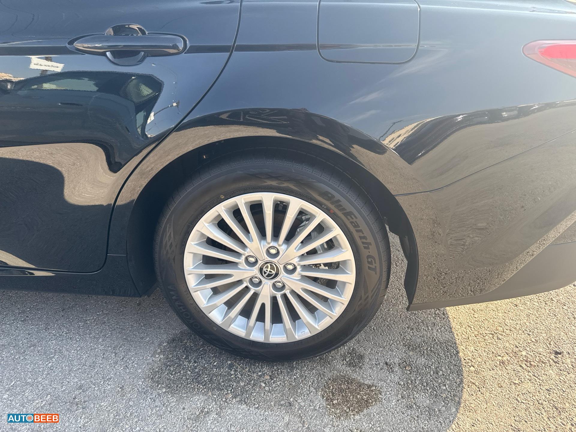 تويوتا كامري 2025