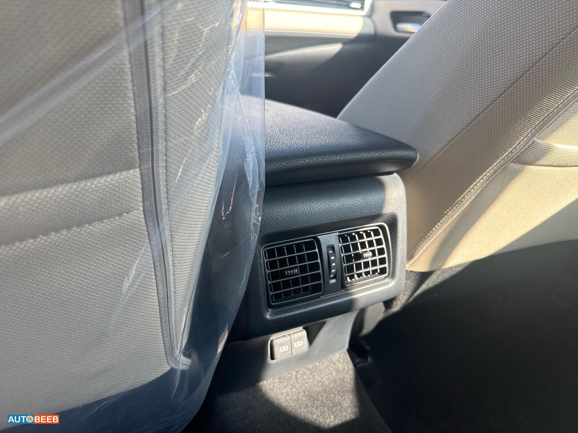 تويوتا كامري 2025