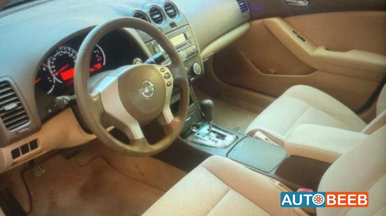 Nissan Altima 2009