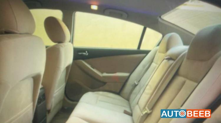 Nissan Altima 2009