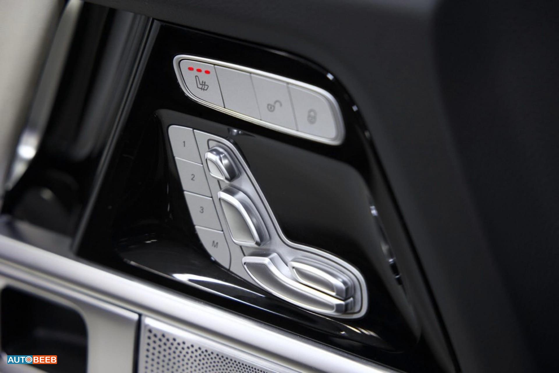 Mercedes Benz G500 2025