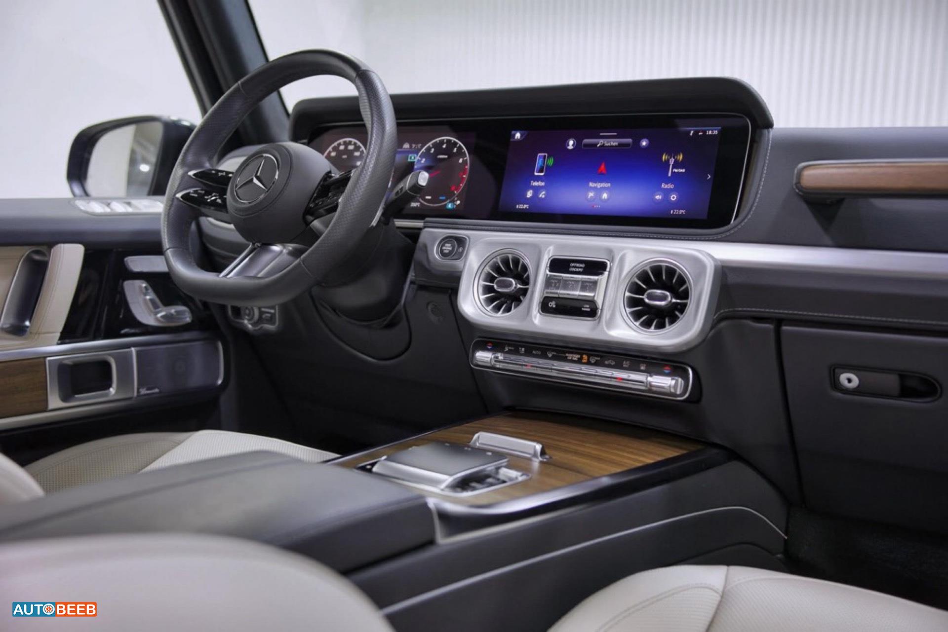 Mercedes Benz G500 2025