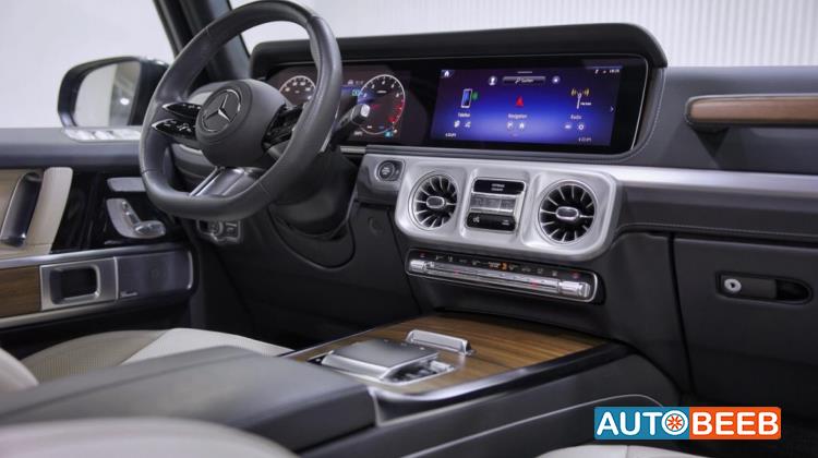 Mercedes Benz G500 2025