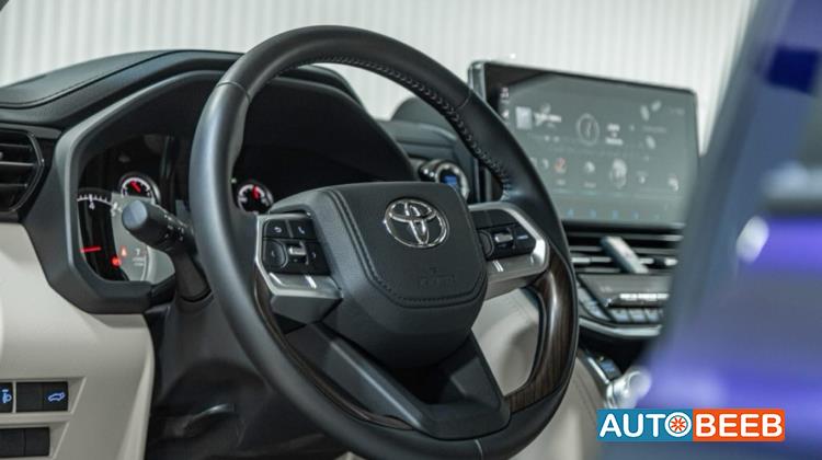 Toyota Land Cruiser 2024