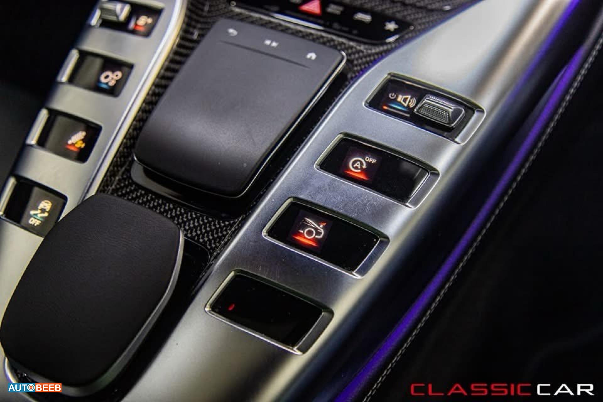 Mercedes Benz GT53 2024