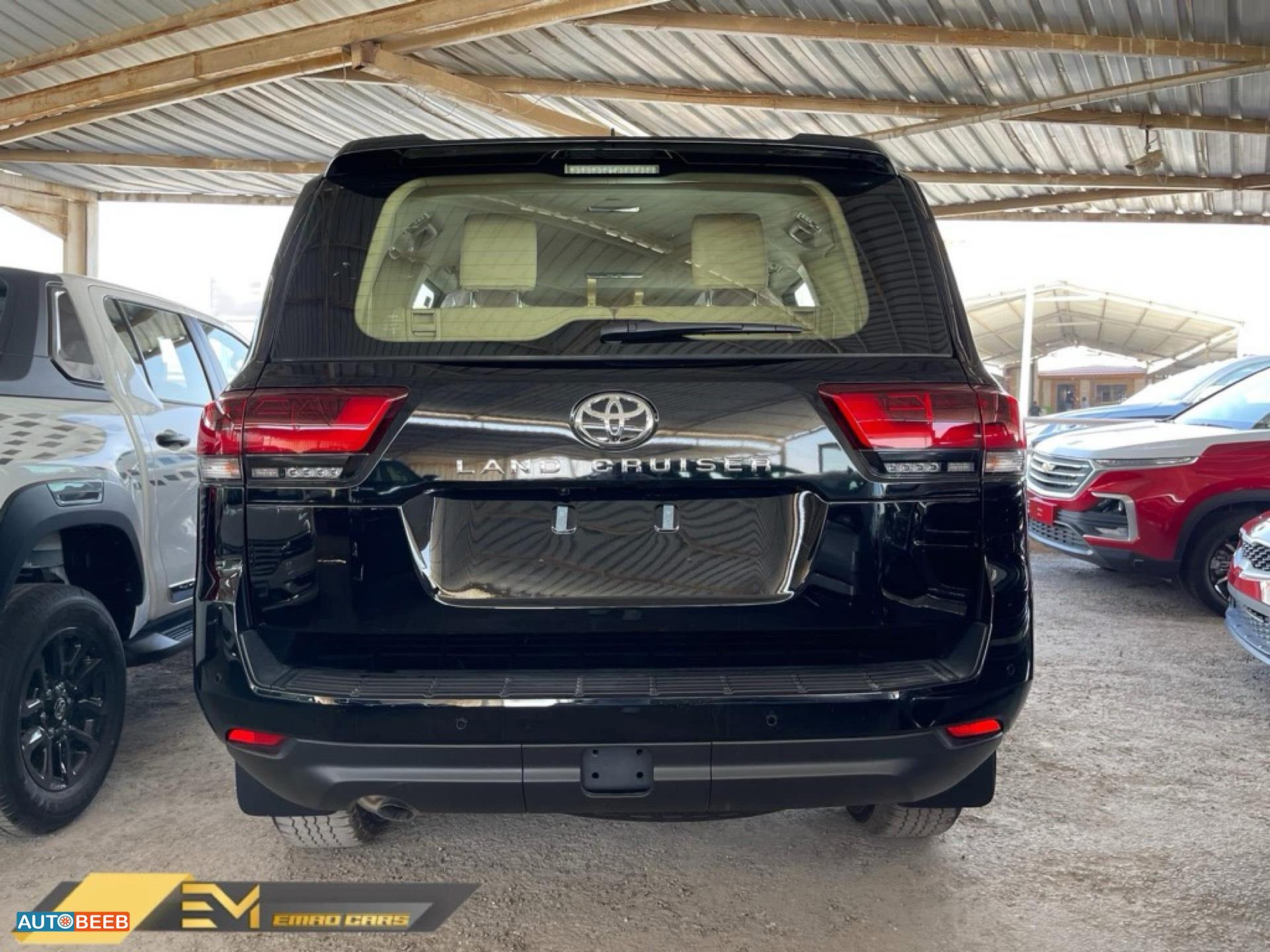 تويوتا لاندكروزر 2025