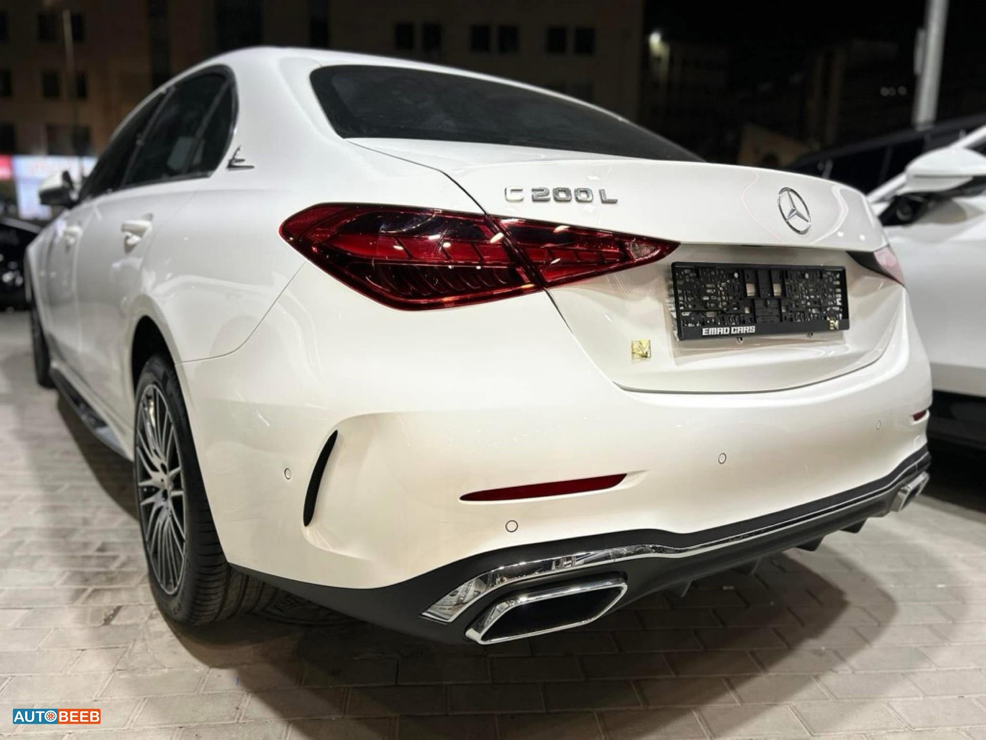 مرسيدس بنز C200 2025