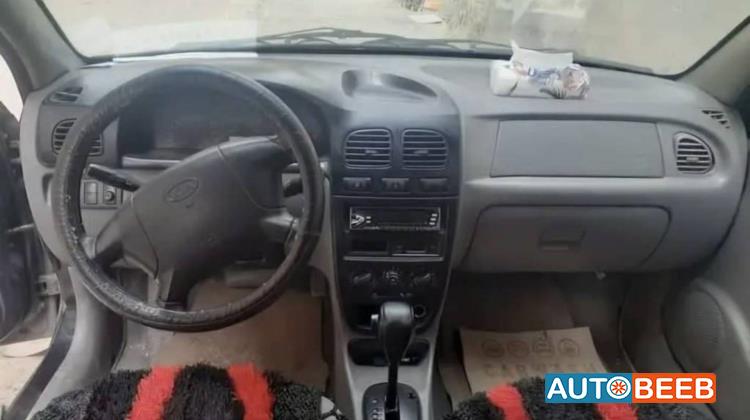 KIA Rio 2002