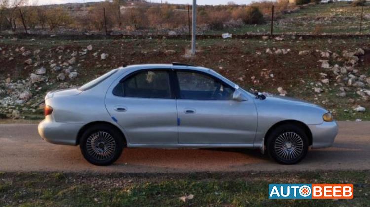 Hyundai Avante 1996