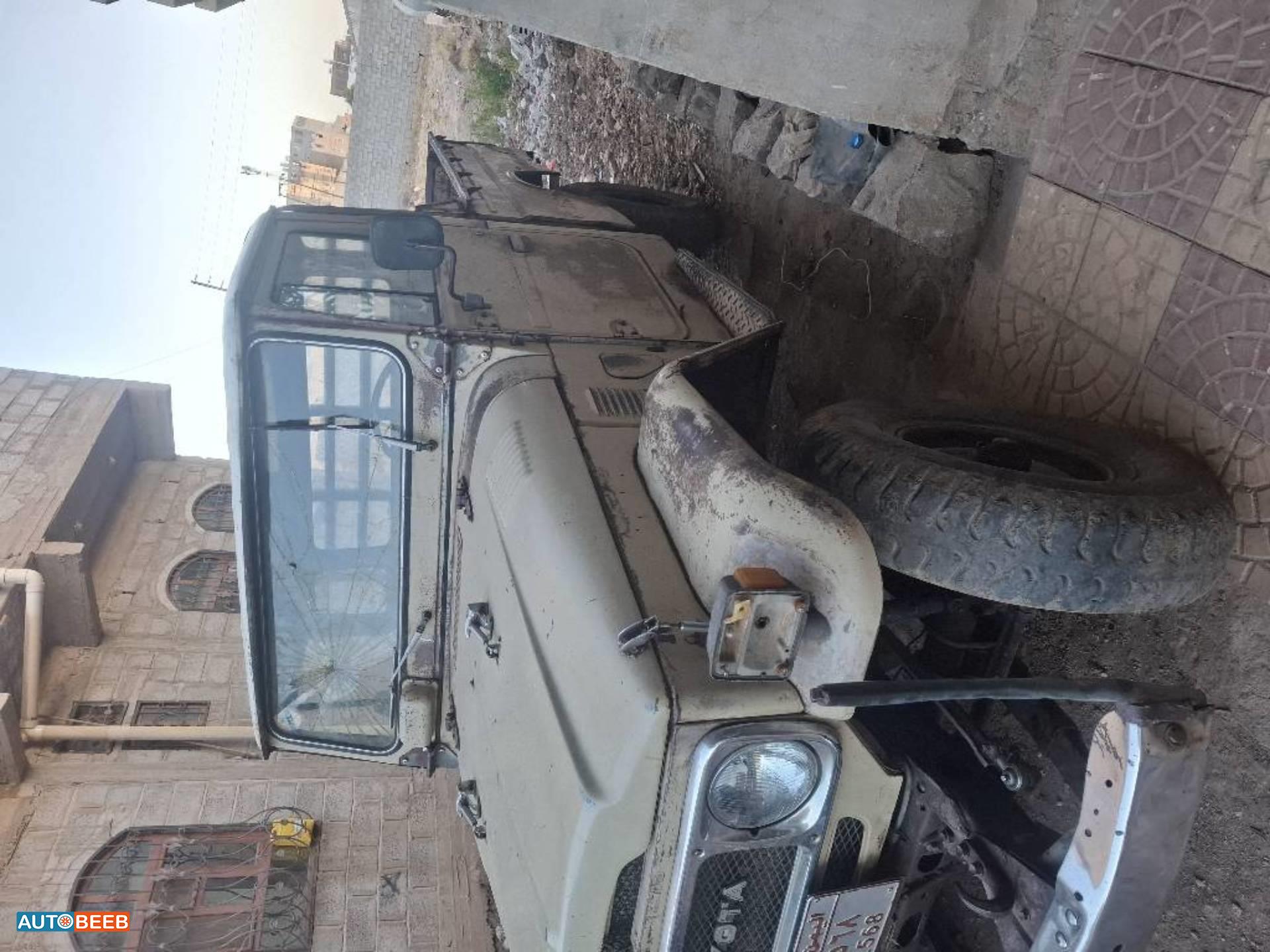 Toyota Land Cruiser 1982