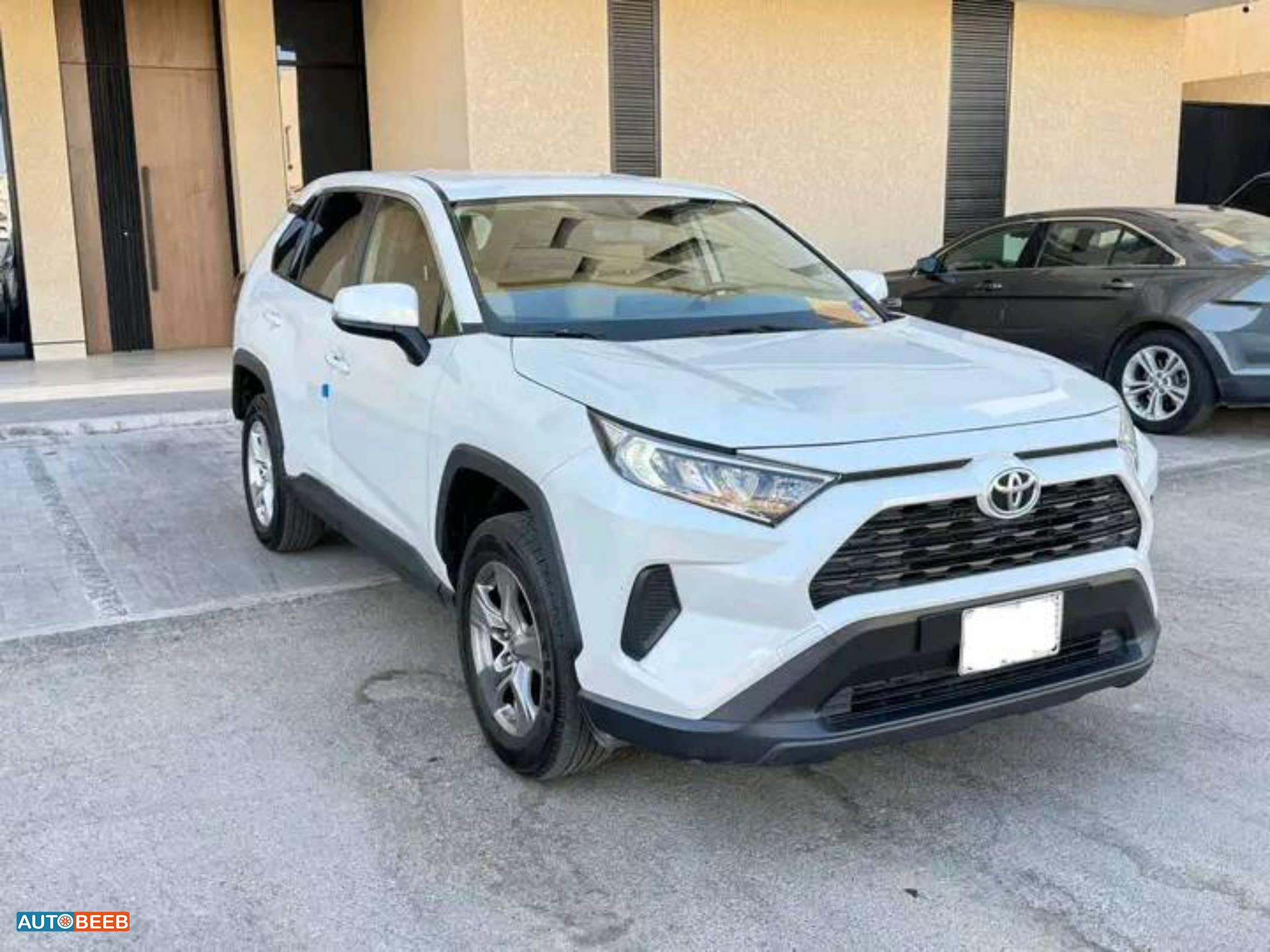 Toyota RAV4 2024
