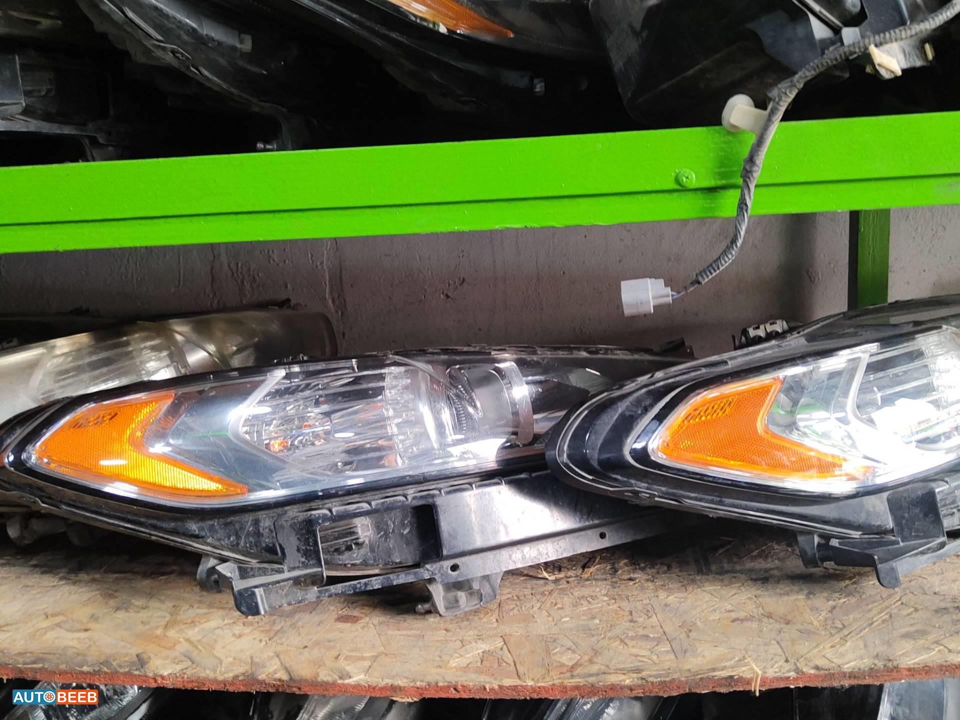 Lights Front light Ford Fusion