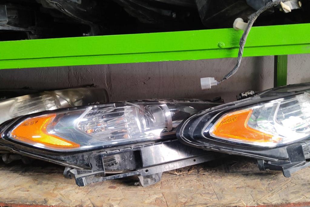 Lights Front light Ford Fusion