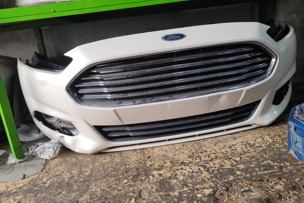 Body  Bumper Ford Fusion