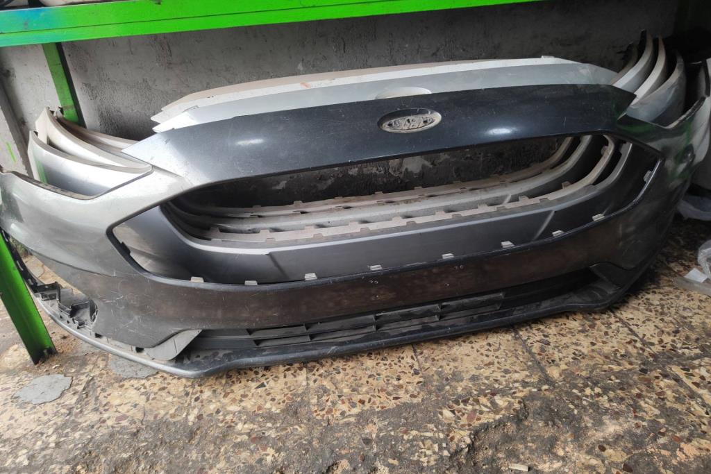 Body  Bumper Ford Fusion