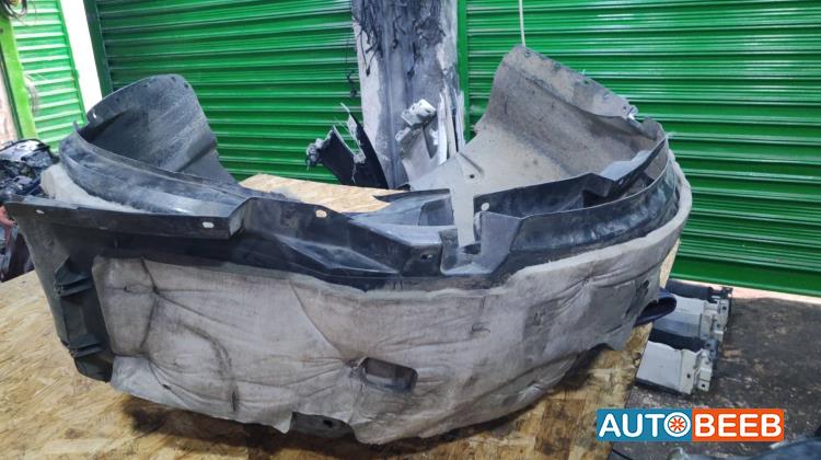 Body  RR BUMPER Ford Fusion