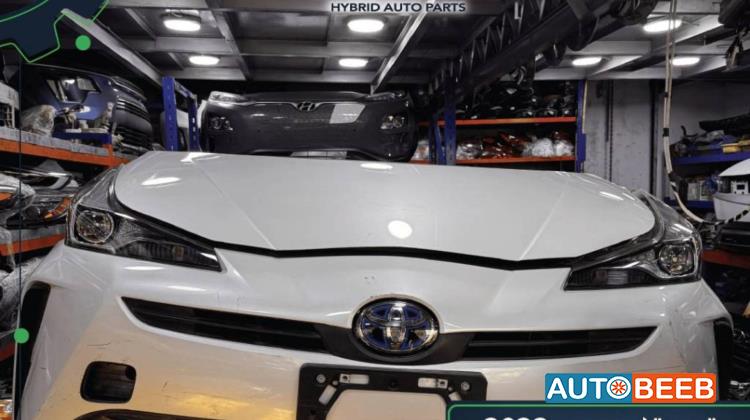 Body  Front clip Toyota Prius