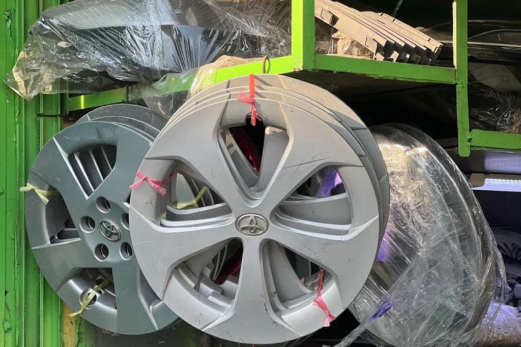 Wheel and Rims Wheel Covers  Toyota Prius