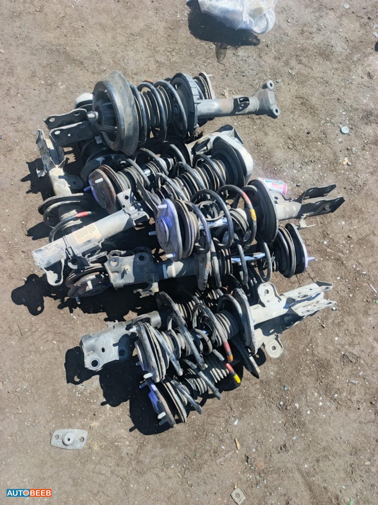  Shock Absorber Toyota Corolla