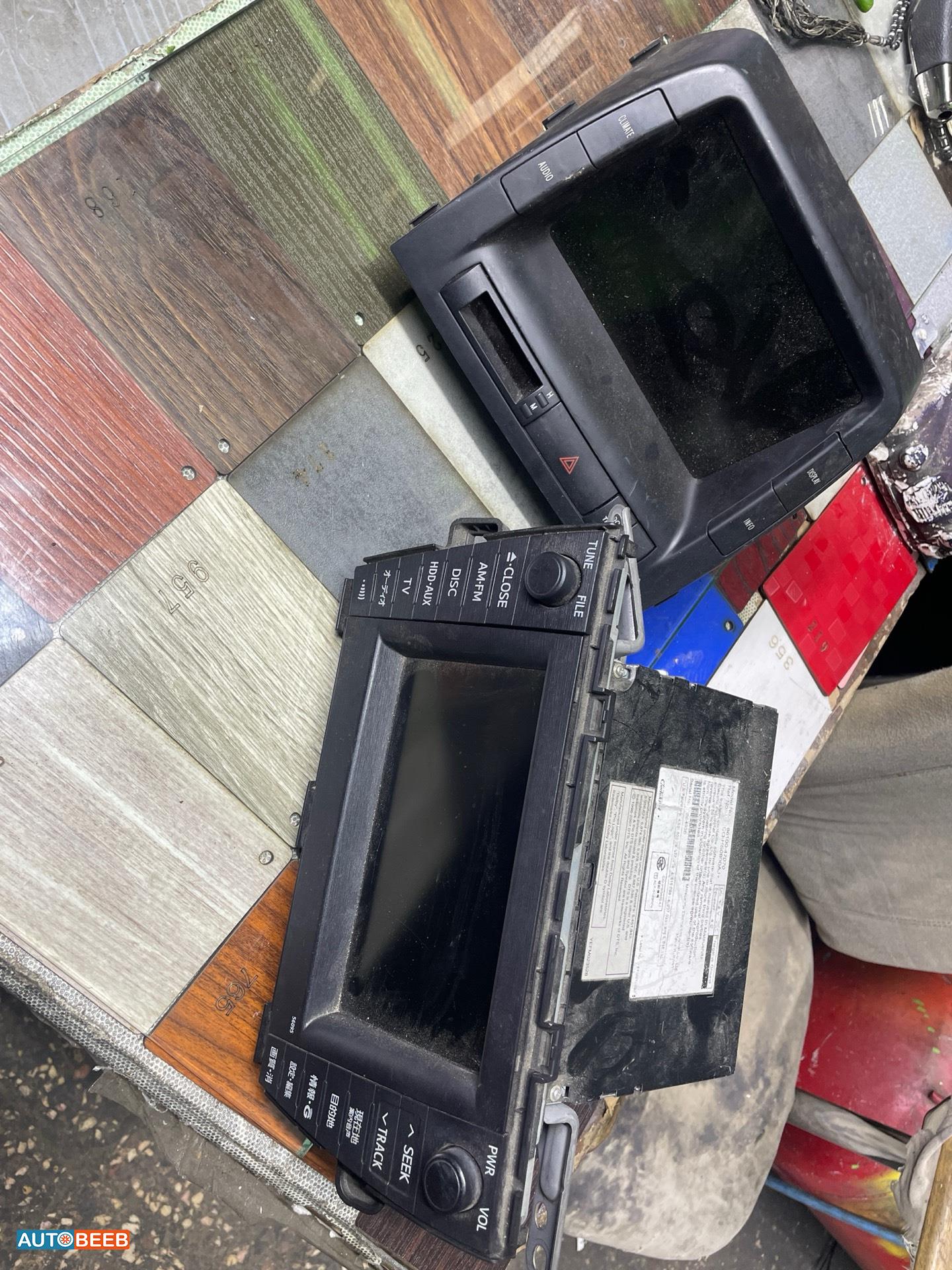 Electronics DVD Player Toyota Prius