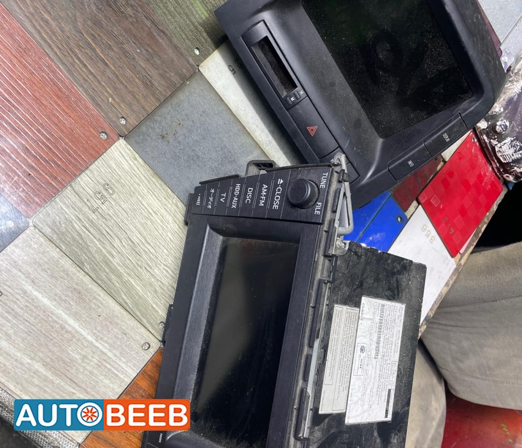 Electronics DVD Player Toyota Prius