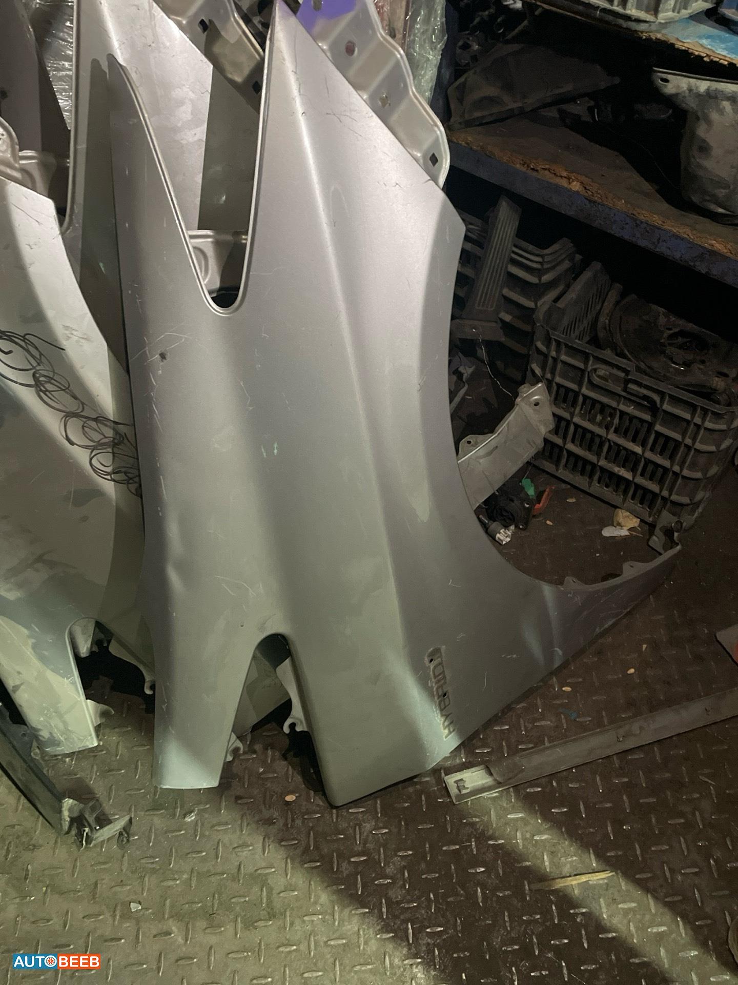 Body  Fenders  Toyota Prius