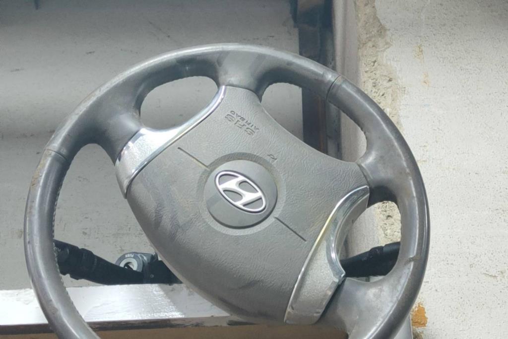 Cabin  Steering Wheel Hyundai Avante