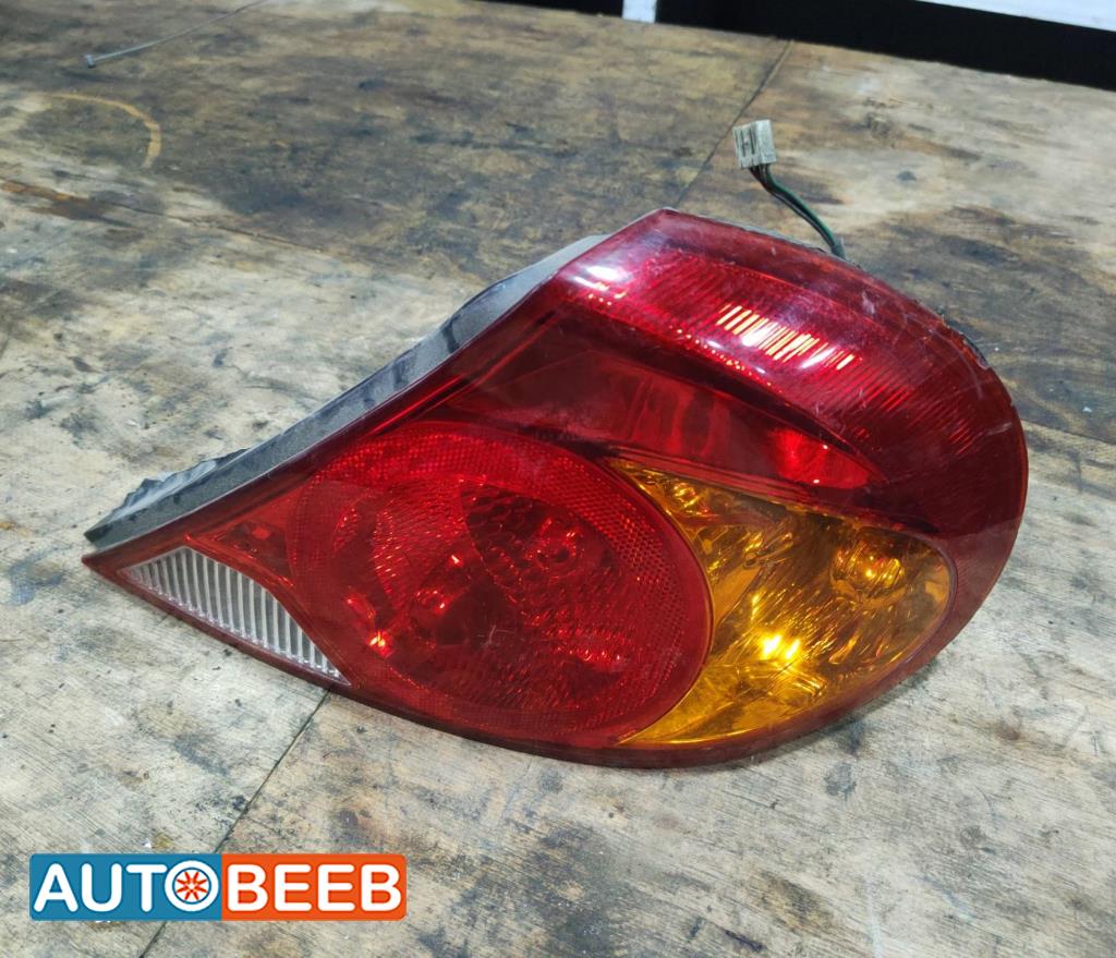 ضوء خلفي يمين شمال كيا سبكترا 1999 2000 2001 2002 2003