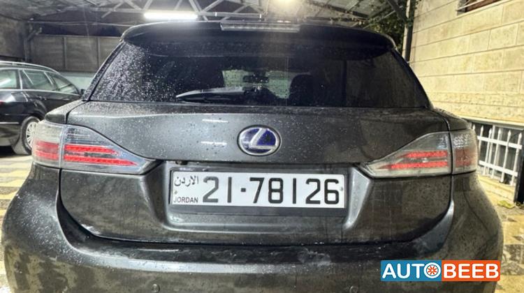 Lexus CT200 2012