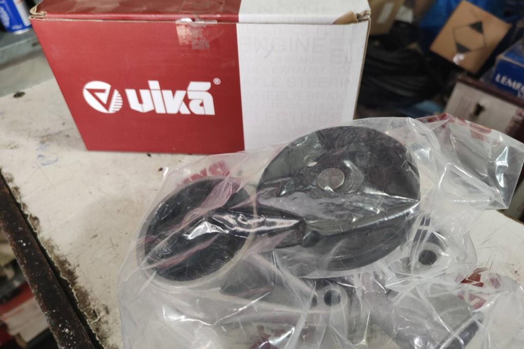 طرمبة ماء سكودا فابيا 1997 1998