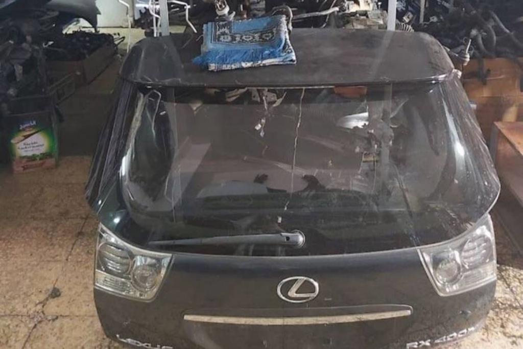 Body  Trunk Lexus RX400