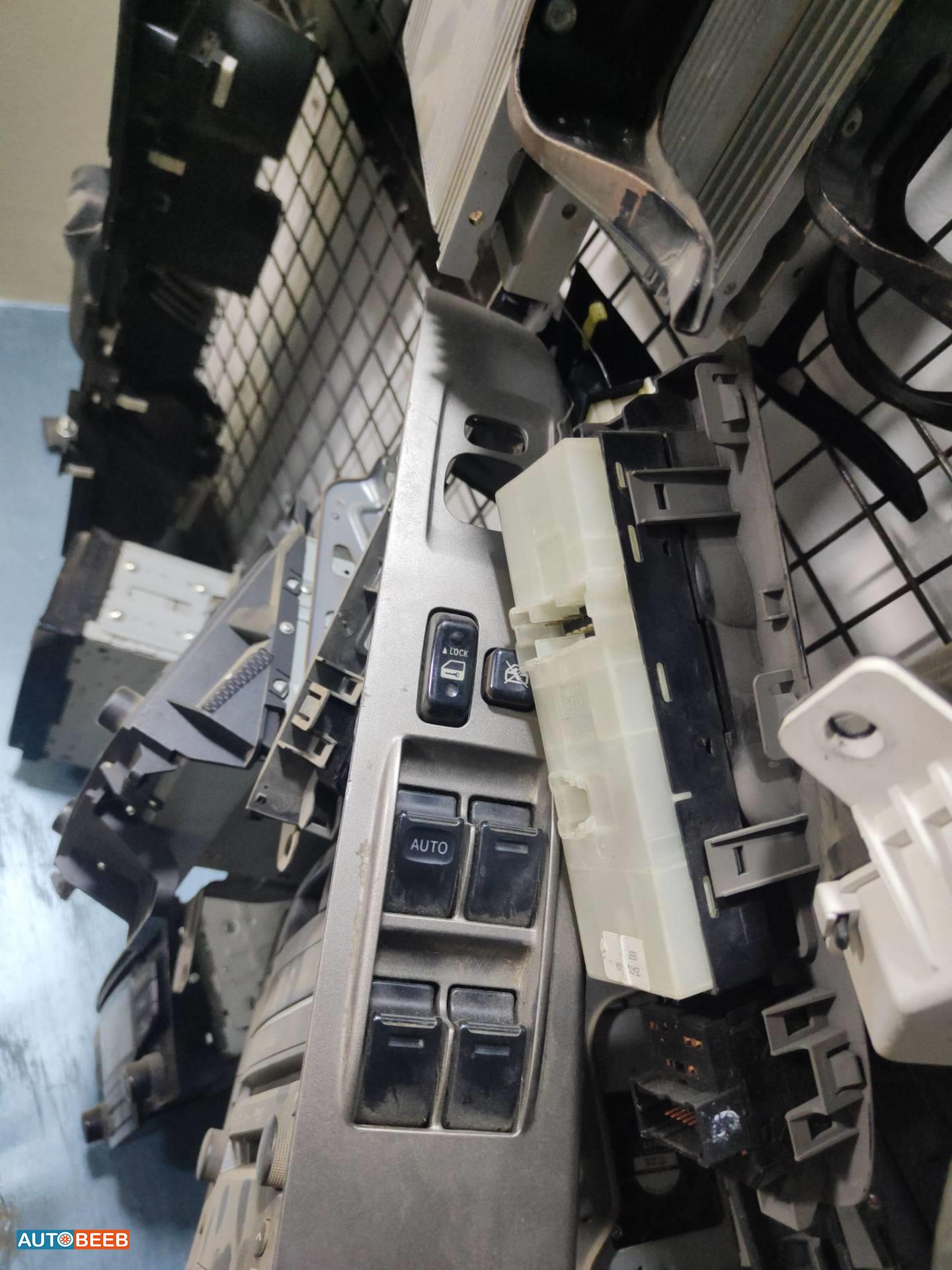 Cabin  Control buttons Lexus RX400