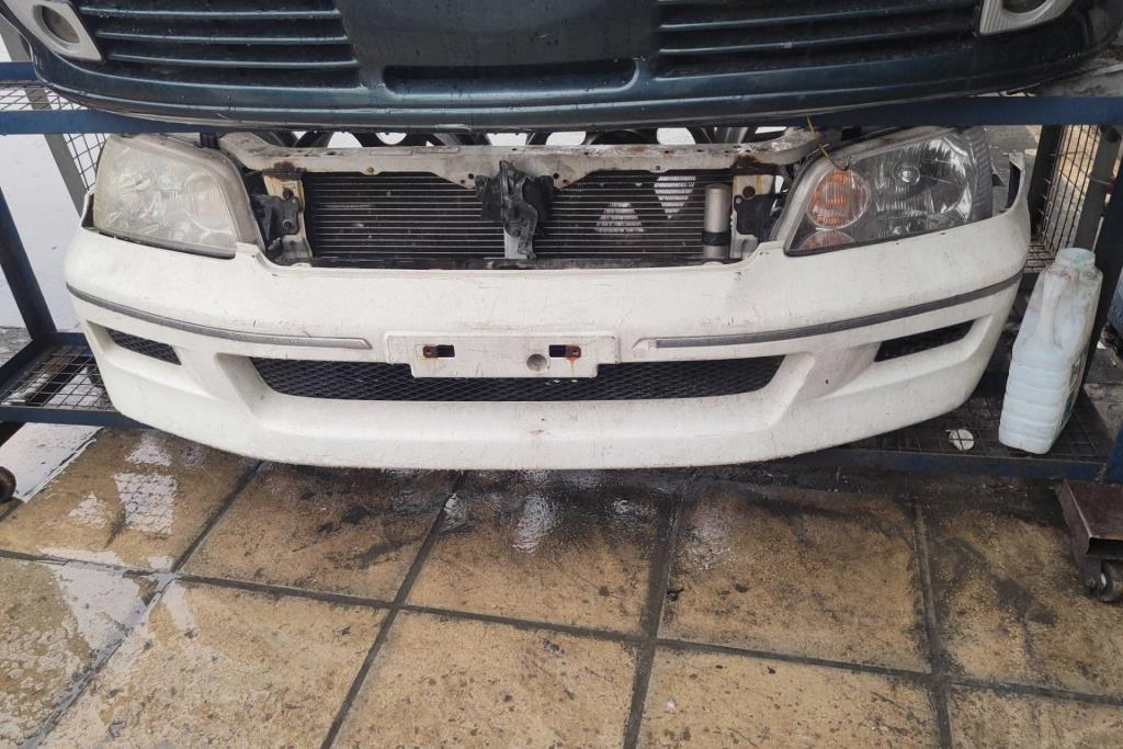 Body  Bumper Mitsubishi Lancer