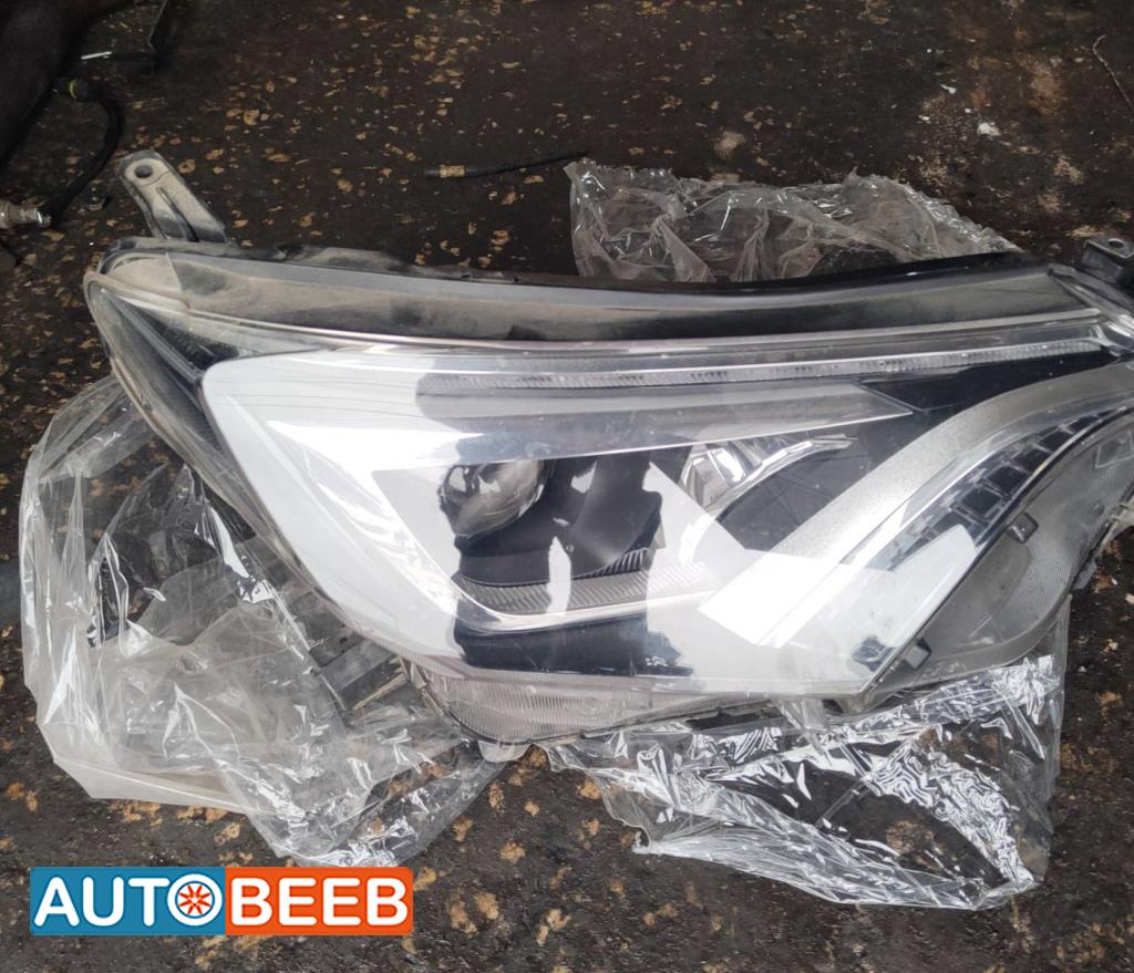 Lights Front light Toyota RAV4