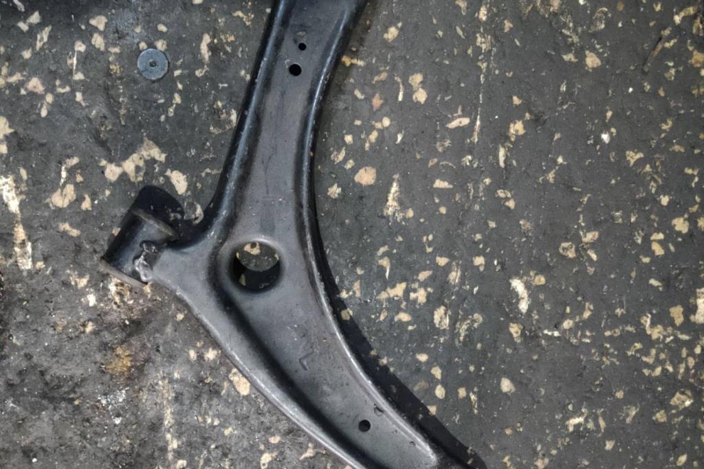 كفة عجل ميتسوبيشي لانسر Ex 2009 2010 2011 2012 2013 2014 2015