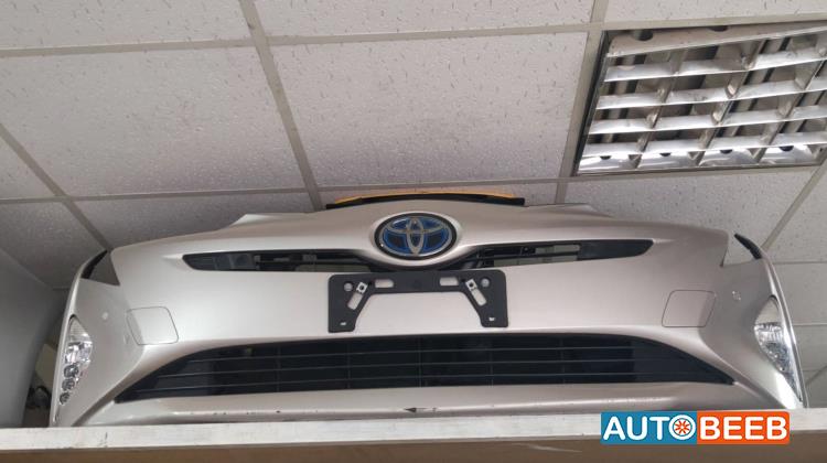 Body  Bumper Toyota Prius