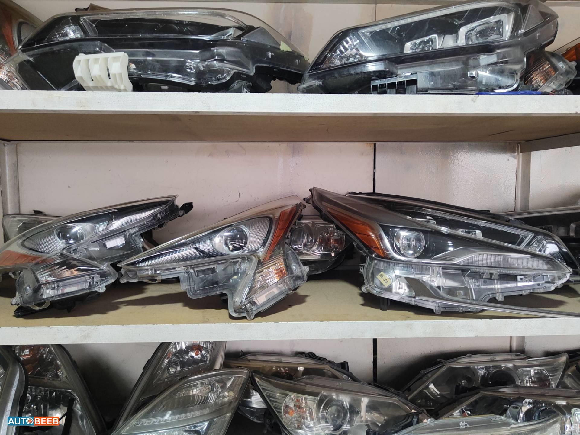 Lights Front light Toyota Prius