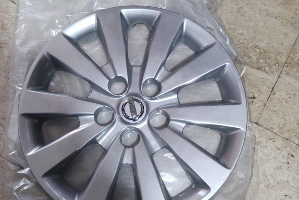 Wheel and Rims Wheel Covers  Nissan Leaf