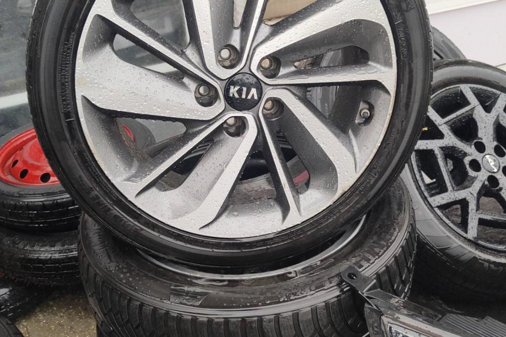 طقم جنطات مع كوشوك كيا نيرو 5 براغي 18 2018