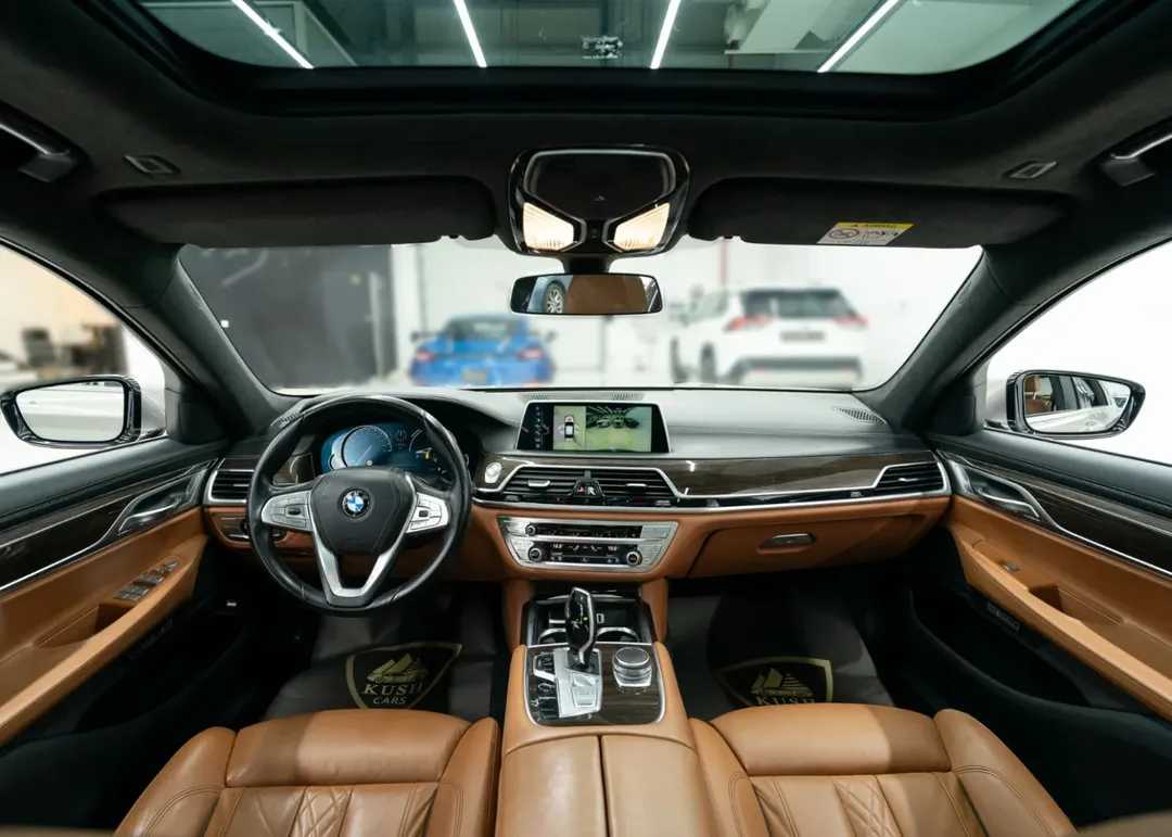 BMW 730 2016