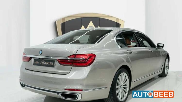 BMW 730 2016