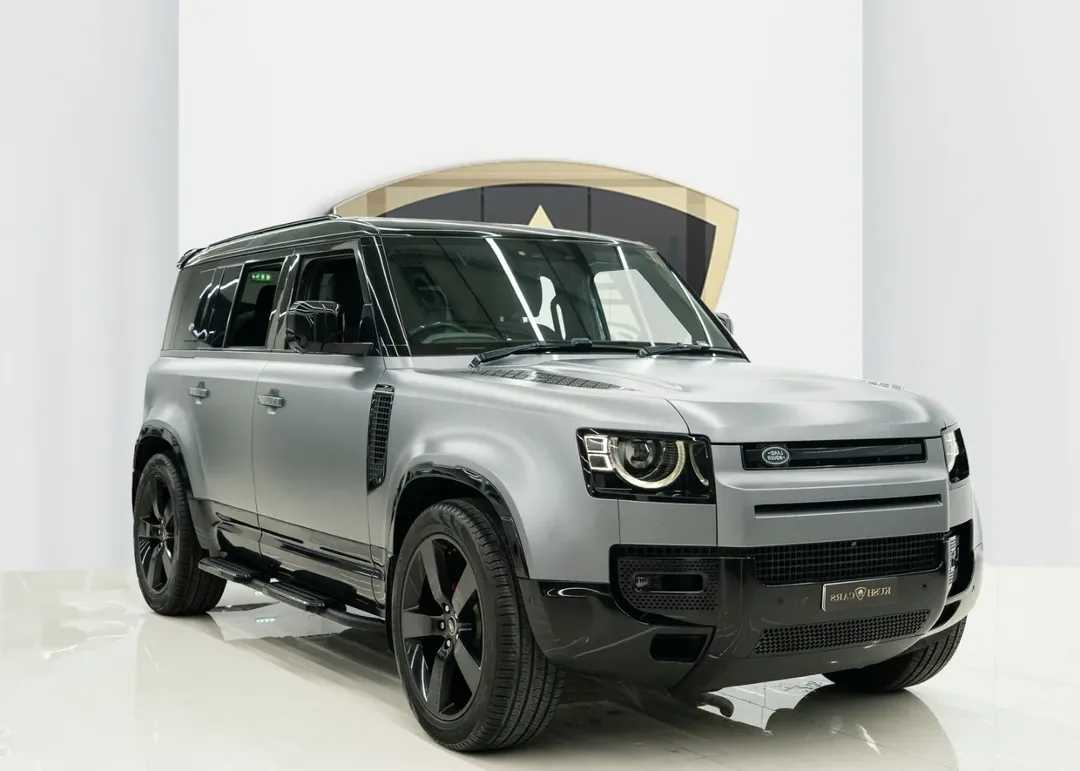 Land Rover Defender 2022