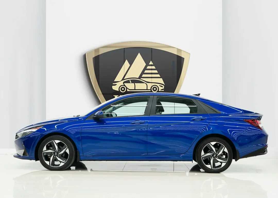 Hyundai Elantra 2023