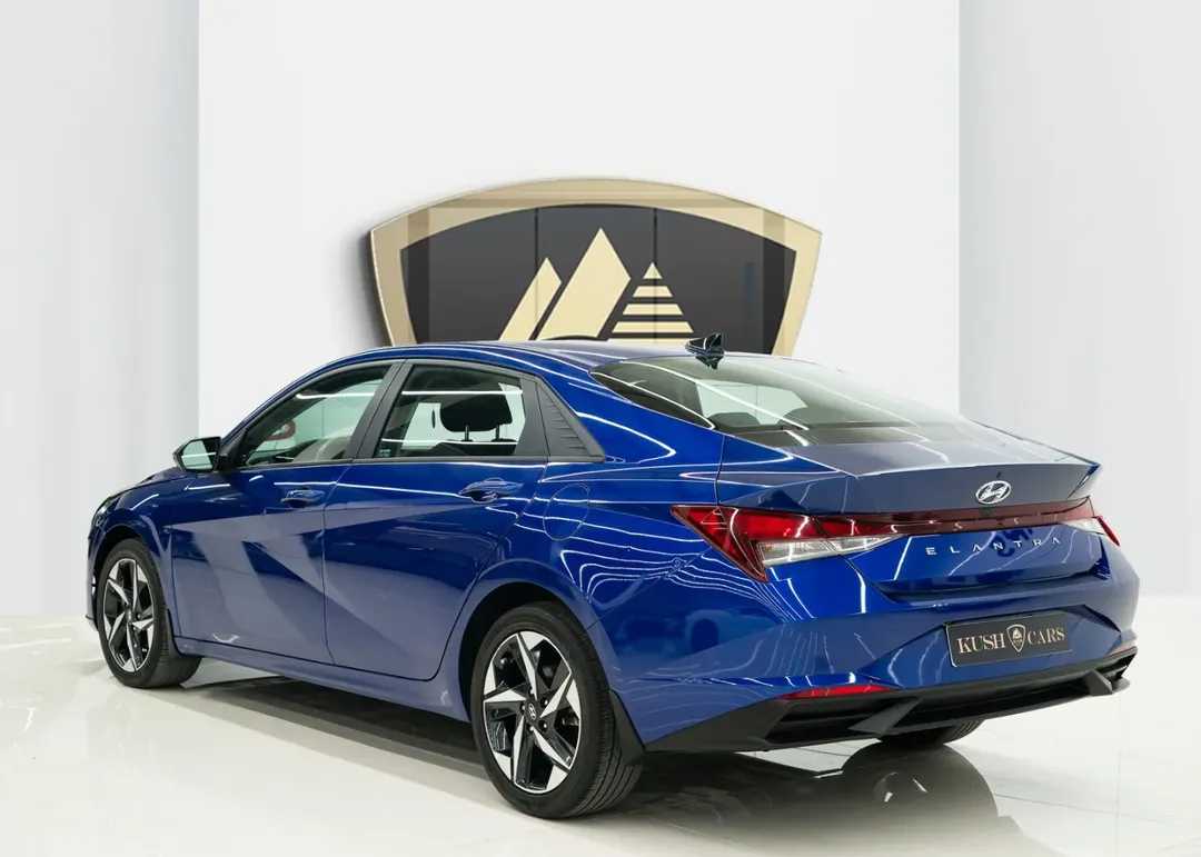 Hyundai Elantra 2023