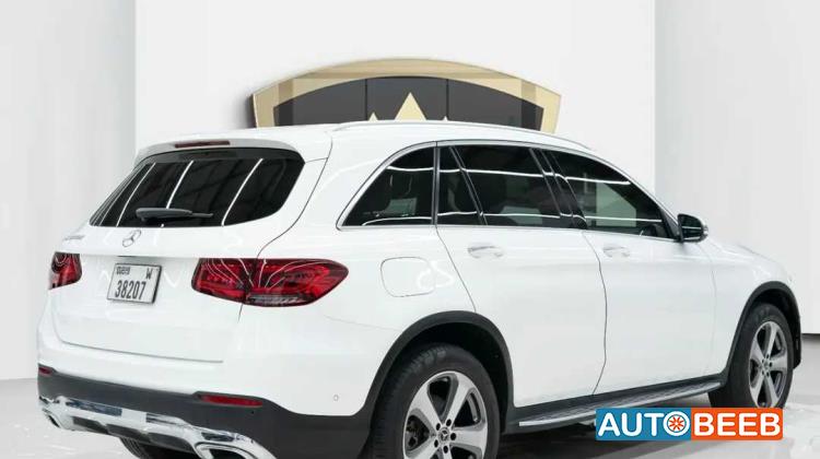 Mercedes Benz GLC300 2021