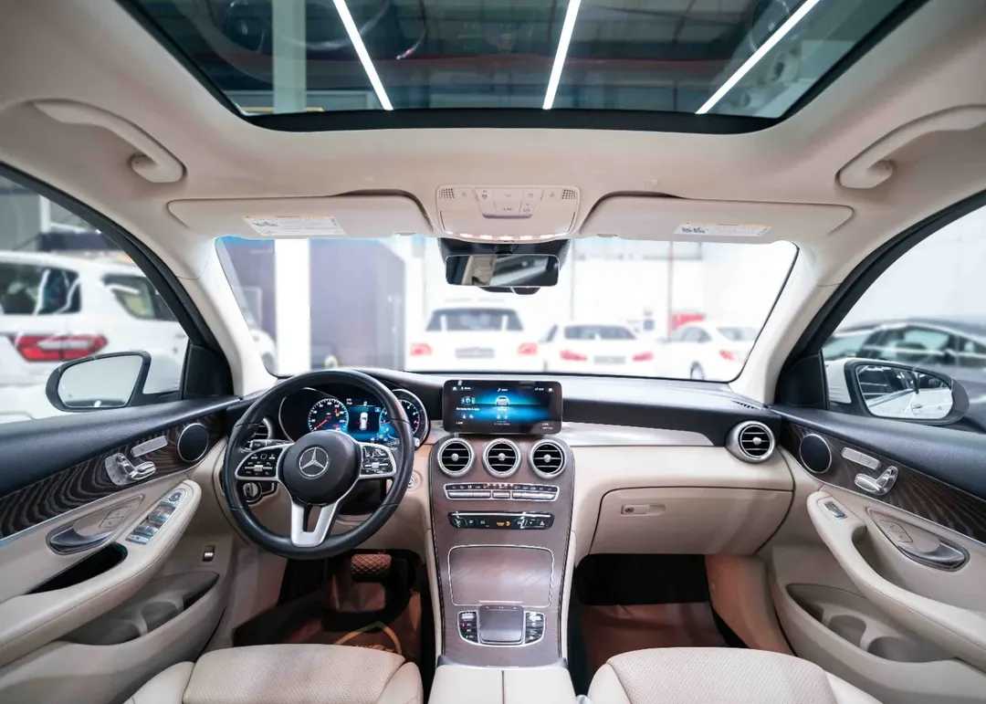 Mercedes Benz GLC300 2021