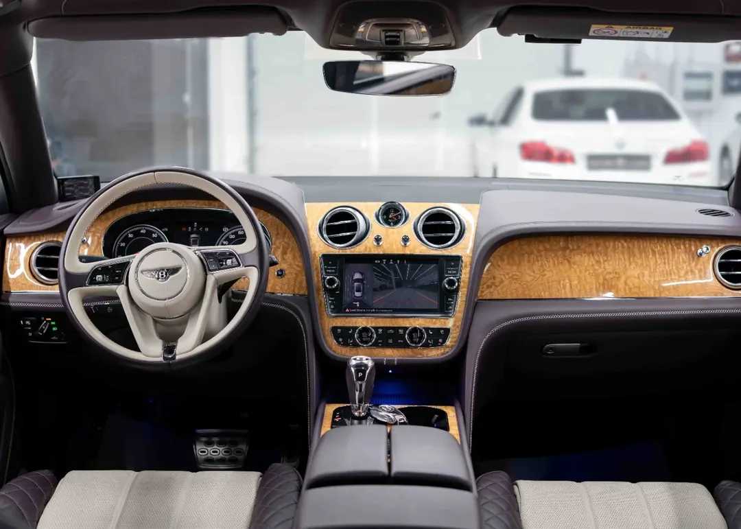 Bentley Bentayga 2020