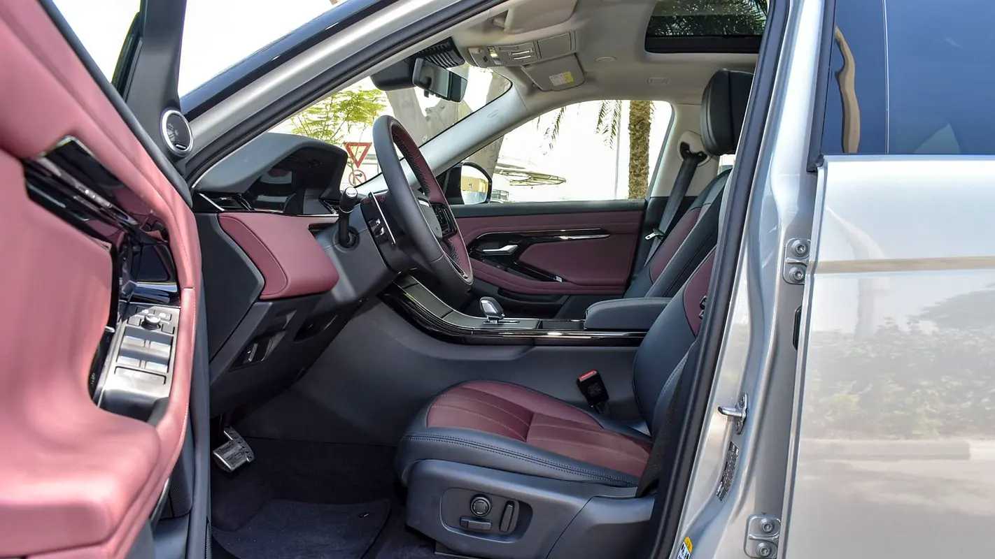 Land Rover Range Rover Evoque 2025